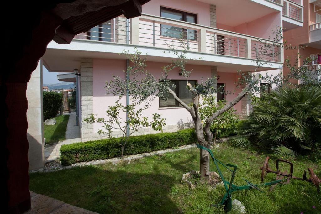 Apartments Cetina Сплит Екстериор снимка